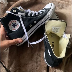 High top Black Converse